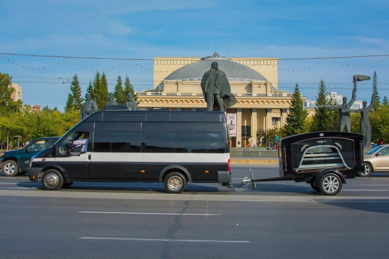 Форд транзит катафалк