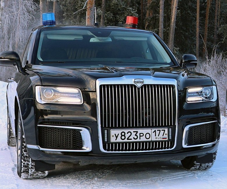 Автомобиль президента рф владимира путина аурус