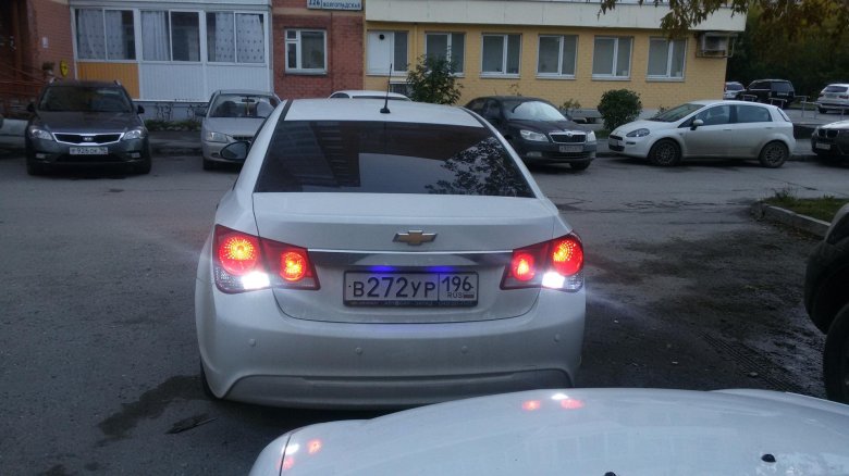 Шевроле круз задний ход