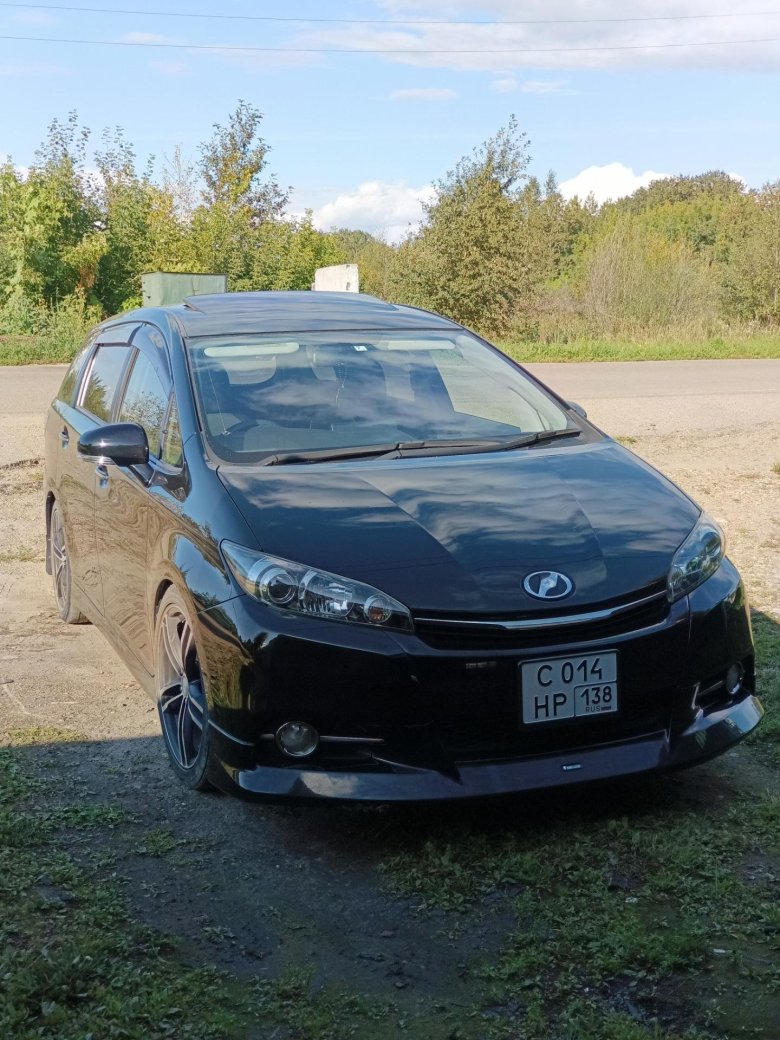 Toyota wish 2012