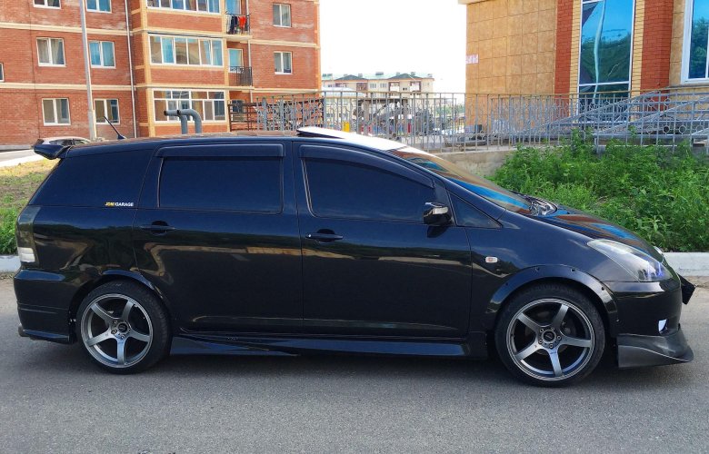 Toyota wish 2003 tuning