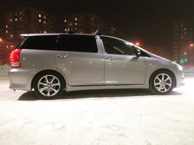 Тойота виш 10 кузов