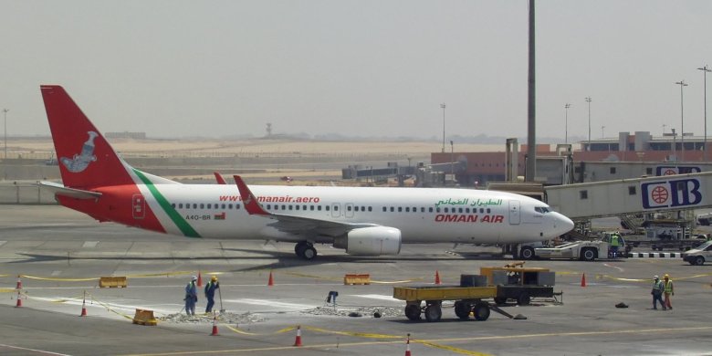Oman air 737