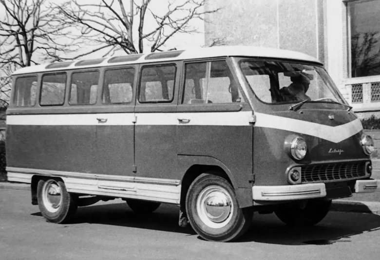 Раф-8 микроавтобус