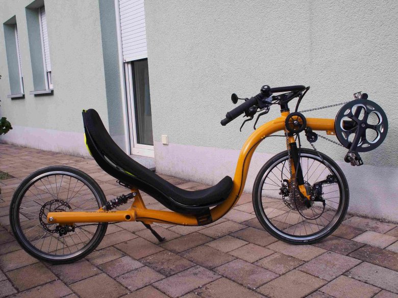 Recumbent bicycle