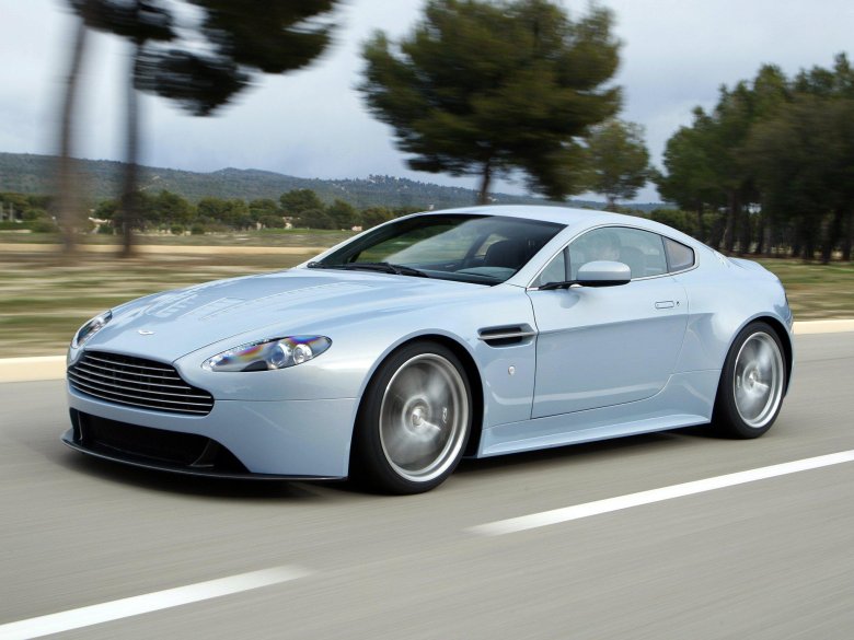 Aston martin v12 vantage