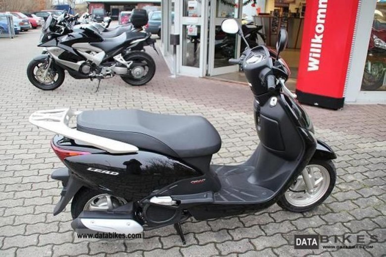 Скутер honda vision 110