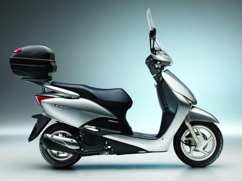 Скутер хонда 2т