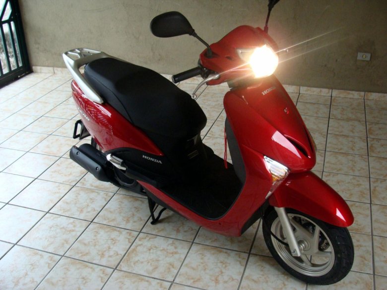Honda lead 110