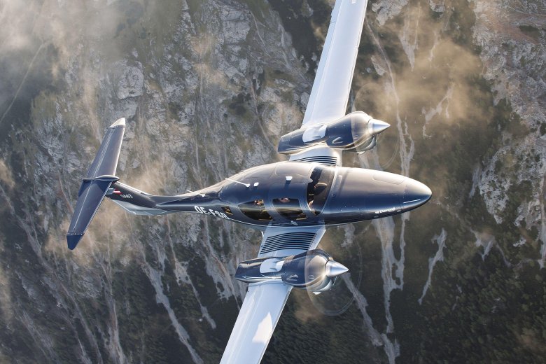 Самолет diamond da-62