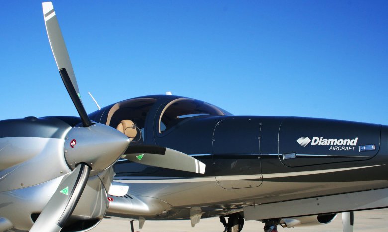 Самолет diamond da-62