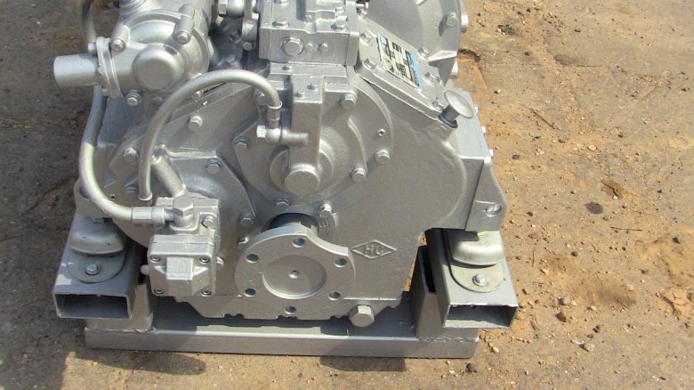 Реверс редуктор нс400 судовой