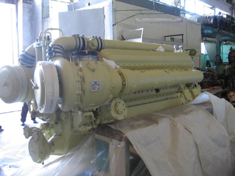 Судовой дизель м401