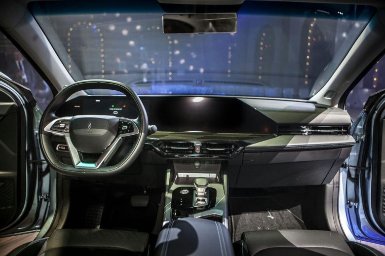 Livan s 6 pro салон