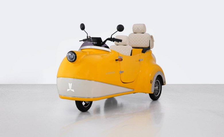 Трёхколёсный автомобиль