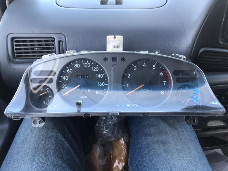 Панель приборов тойота королла 110