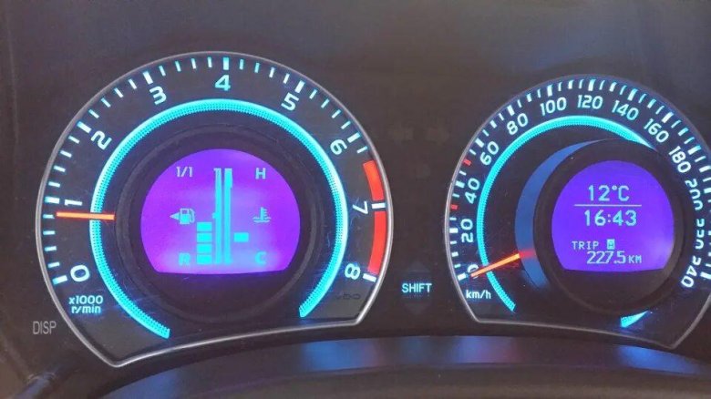 Панель приборов тойота королла 150