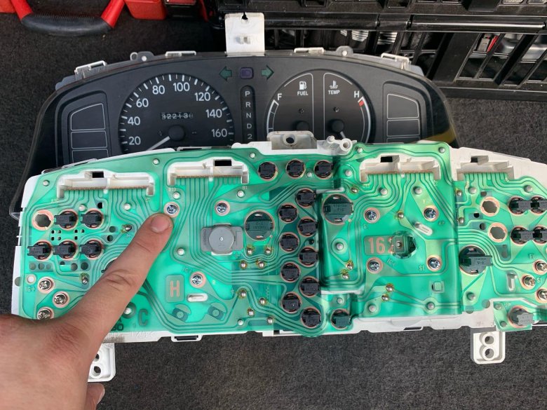 Щиток приборов тойота королла 110