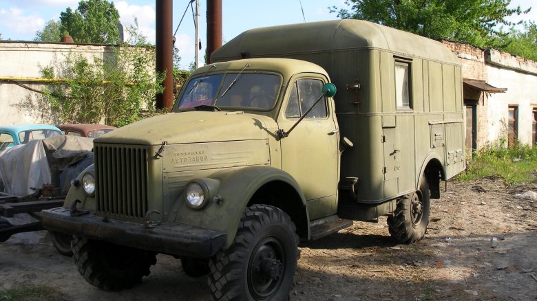 Машина газ 63