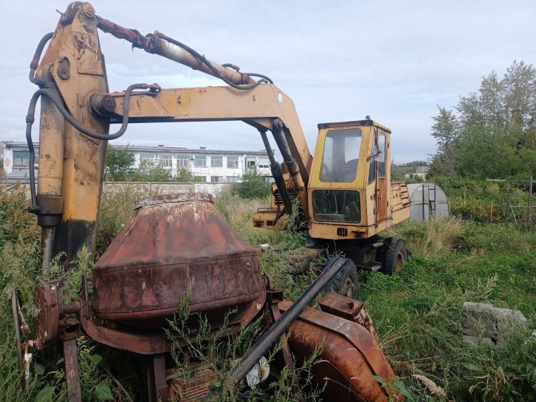 Экскаватор эо 3323