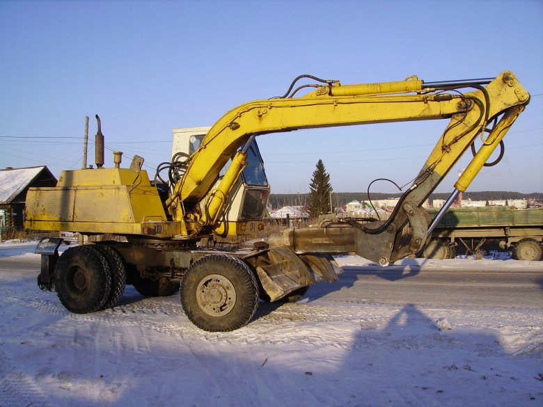 Экскаватор колесный