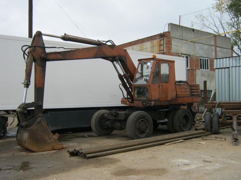 Эо 3323 экскаватор