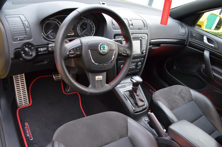 Skoda octavia rs 2012 салон