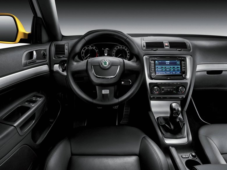 Skoda octavia a5 interior