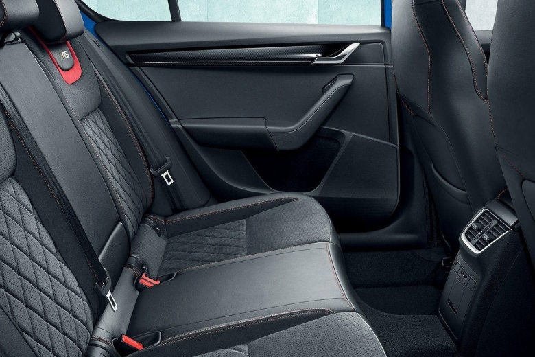 Skoda octavia a 7 салон