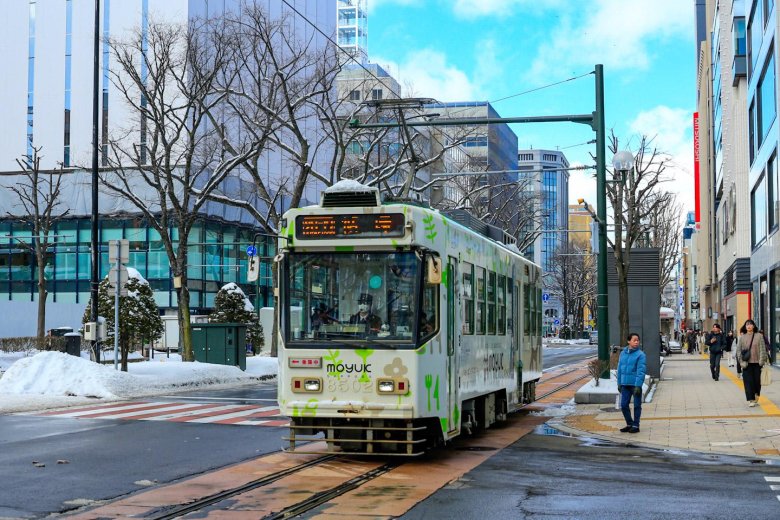 Urban electric transit