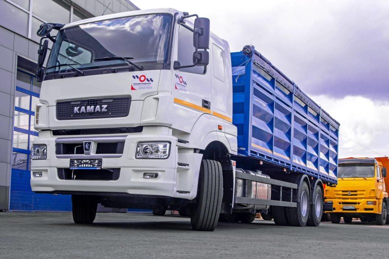 Камаз 65207 зерновоз