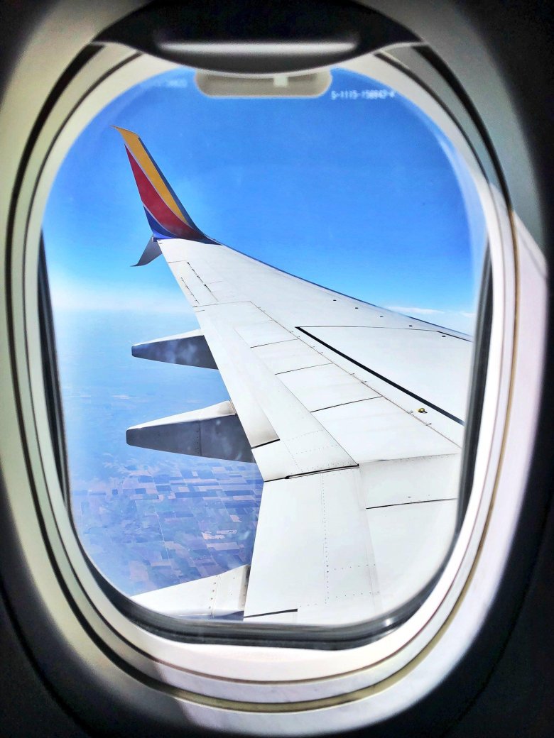 Airbus a320 иллюминатор над крылом
