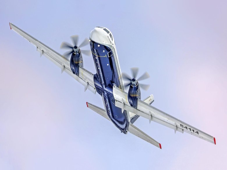 Самолет ил 114 300