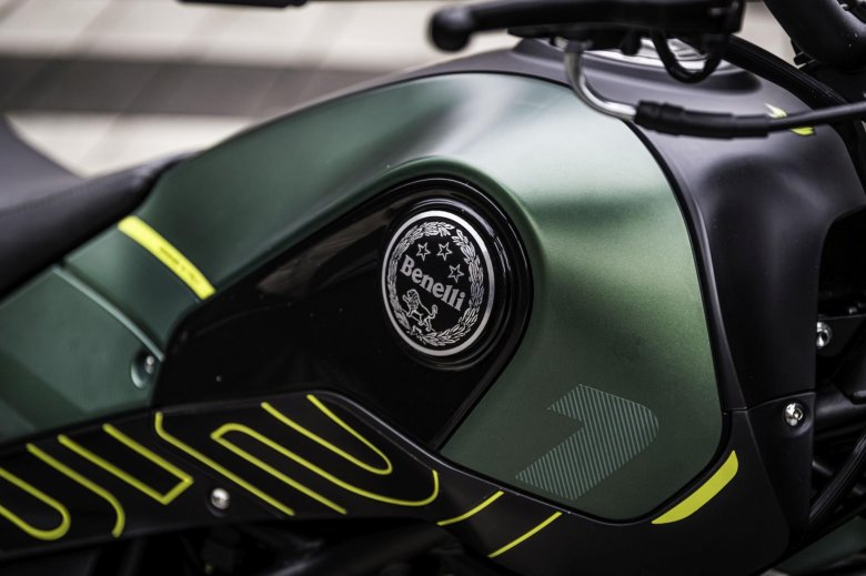 Benelli leoncino 800 trail