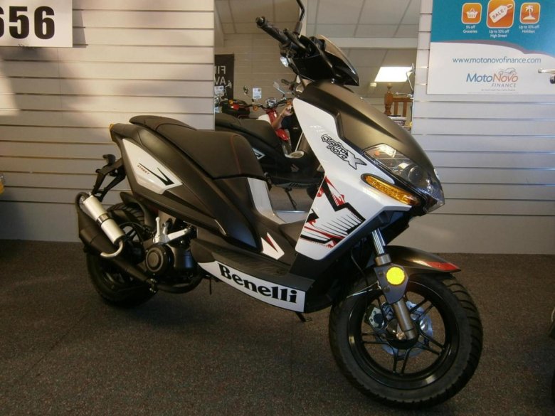 Скутер бенелли 50