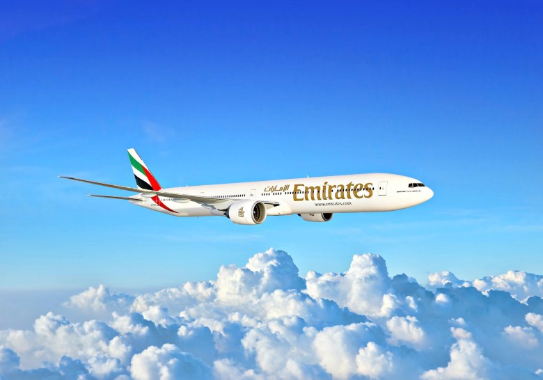 Emirates самолет