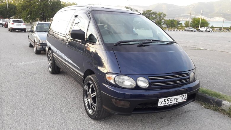 Тойота люсида 92 года