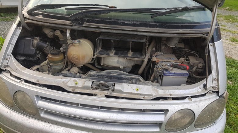 Тойота эстима эмина