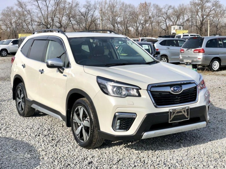 Субару форестер 2021 года