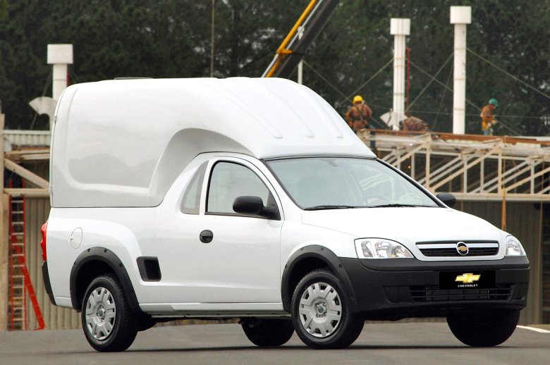 Chevrolet montana 2010