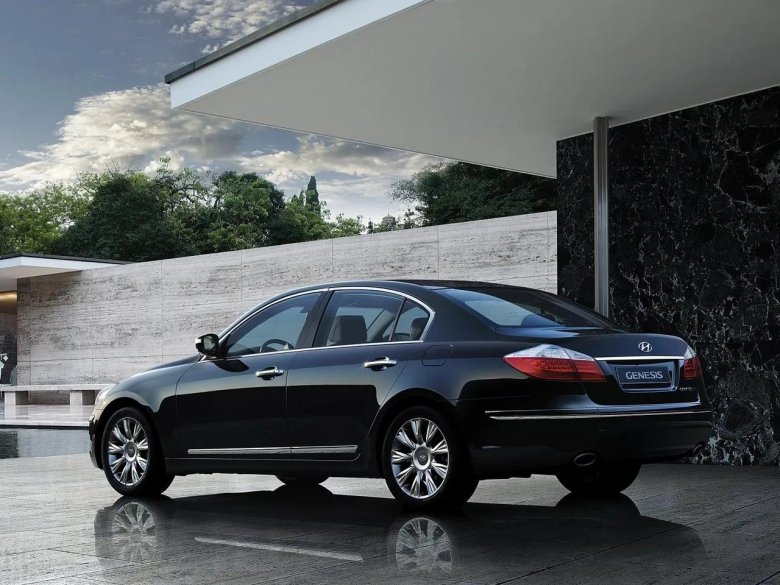 Hyundai genesis 2008