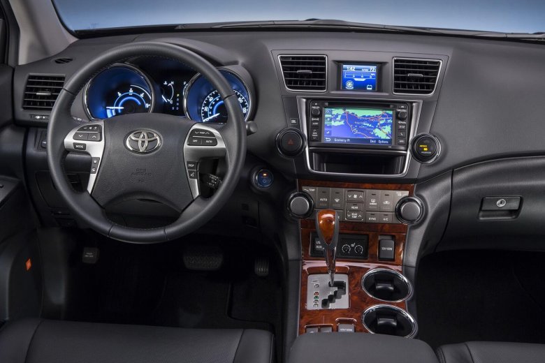 Toyota highlander 2013 interior