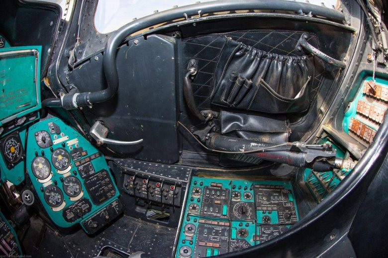 Кабина ми 24