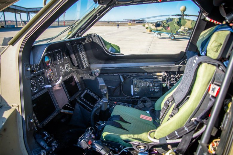 Вертолёт аллигатор ка-52 кабина