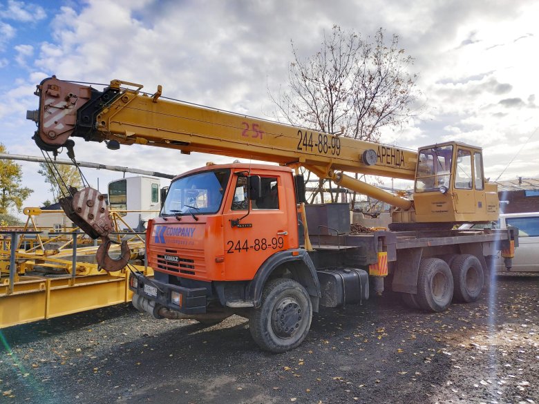 Автокран галичанин 25 тонн