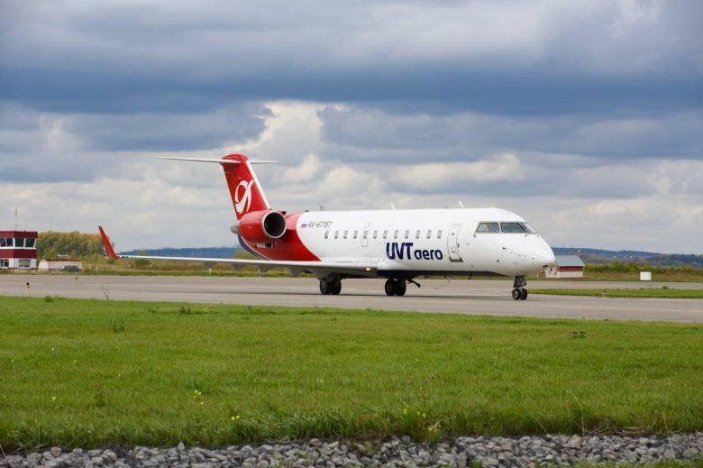 Джет 200 самолет ювт аэро