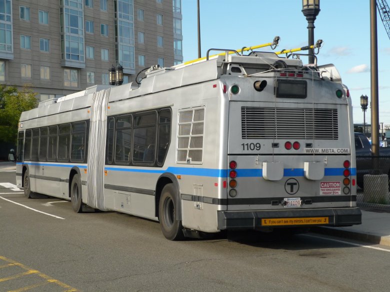 Бостон троллейбус