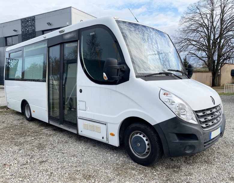 Микроавтобус рено