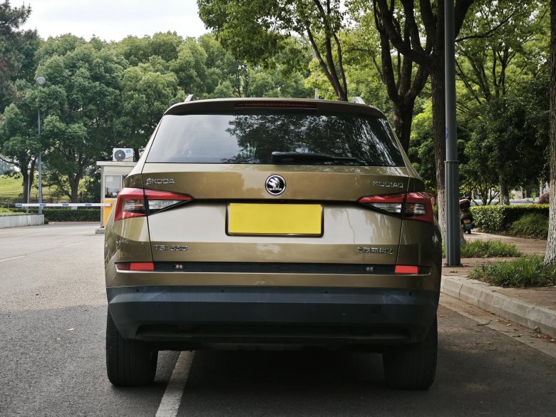 Шкода кодиак сзади