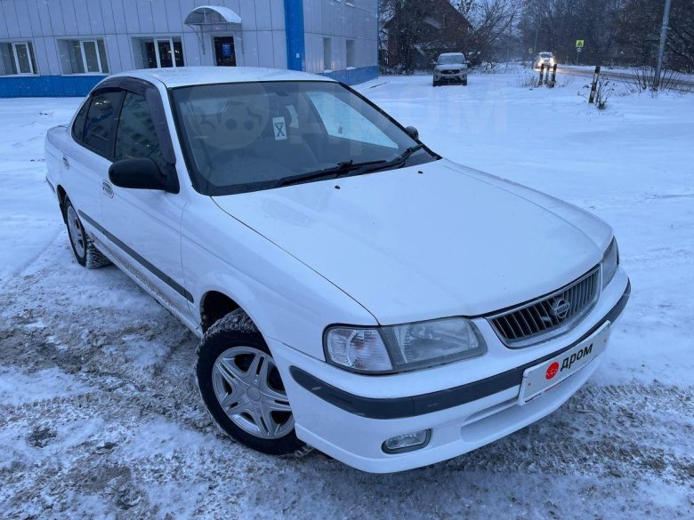 Nissan sunny 1999